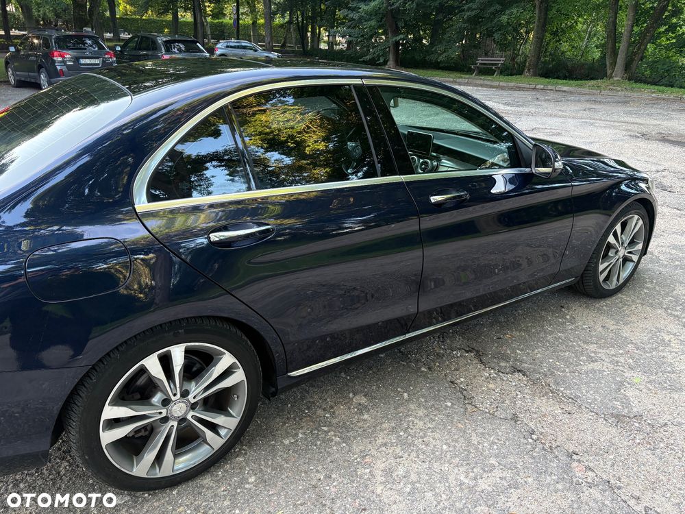 Mercedes-Benz Klasa C 300 7G-TRONIC - 6