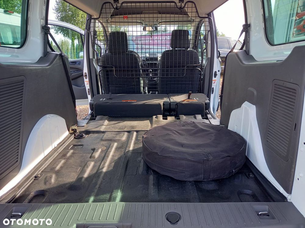 Ford Transit Connect - 9
