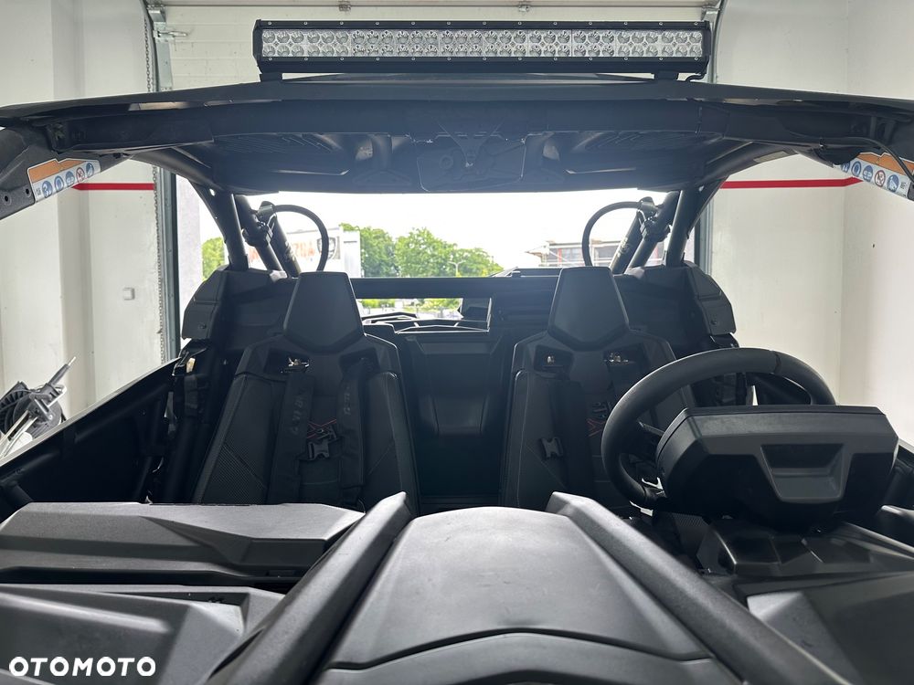 Can-Am Maverick - 37