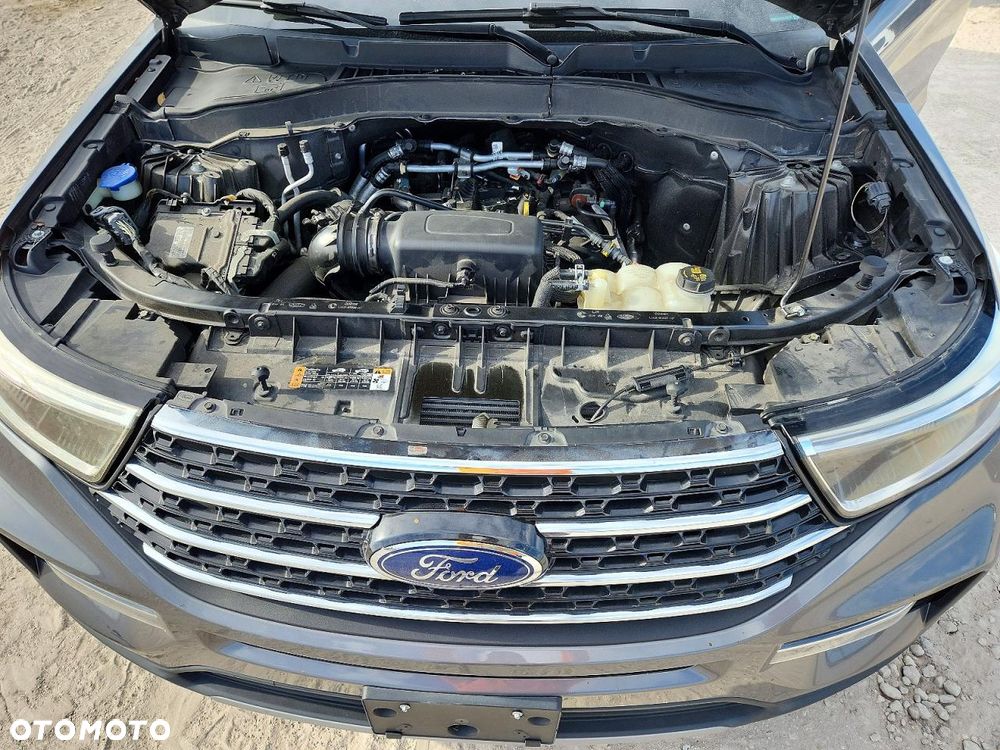 Ford Explorer - 11