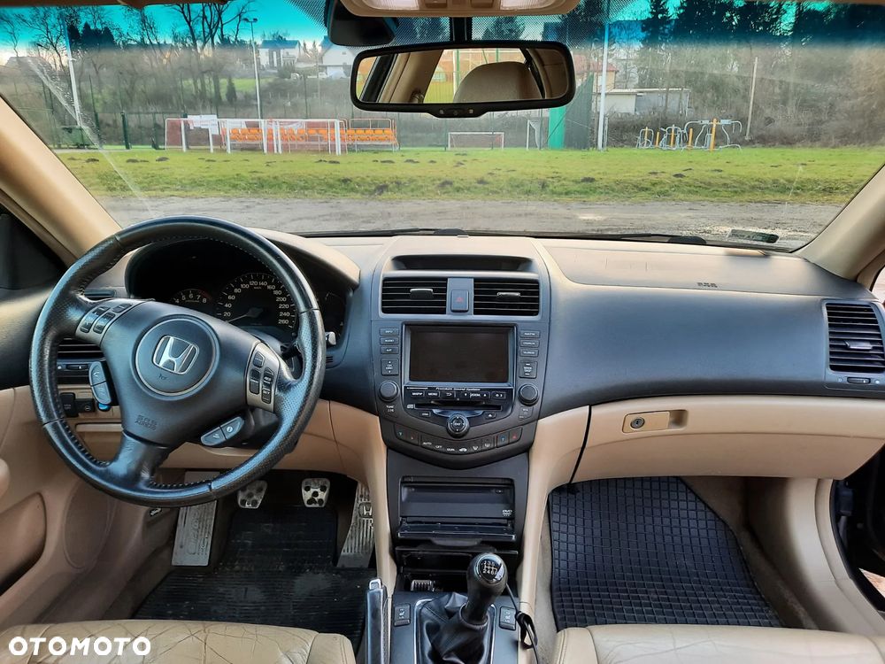 Honda Accord 2.0 Executive - 5