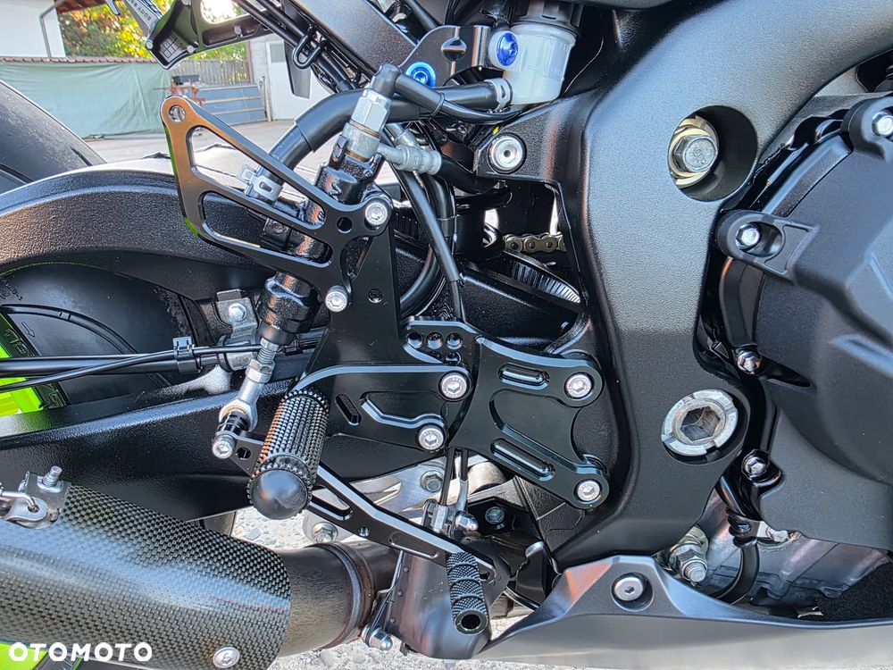 Suzuki GSX-R - 32