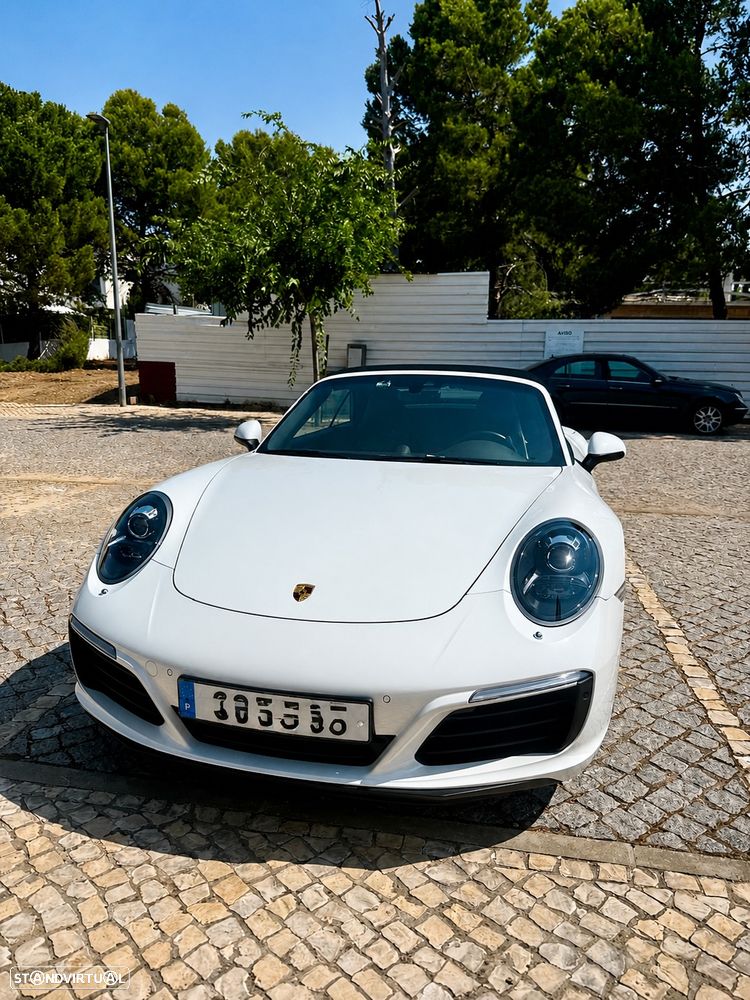 Porsche 911 Série F - 9