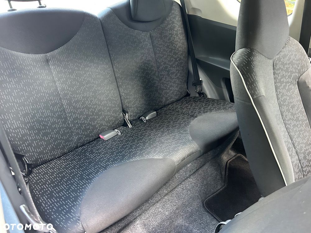 Peugeot 107 1.0 Happy Euro5 - 12