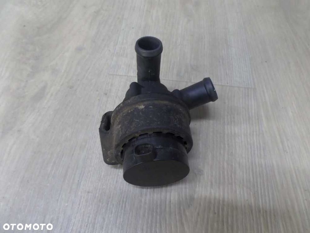 VOLVO S60 II V60 XC60 XC90 II 10- POMPA OBIEGU WODY 1319708 31332380 - 5