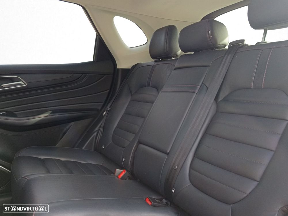 MG EHS 1.5 T-GDI Plug-in Hybrid Luxury - 13