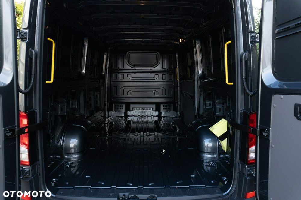 Volkswagen Crafter - 10