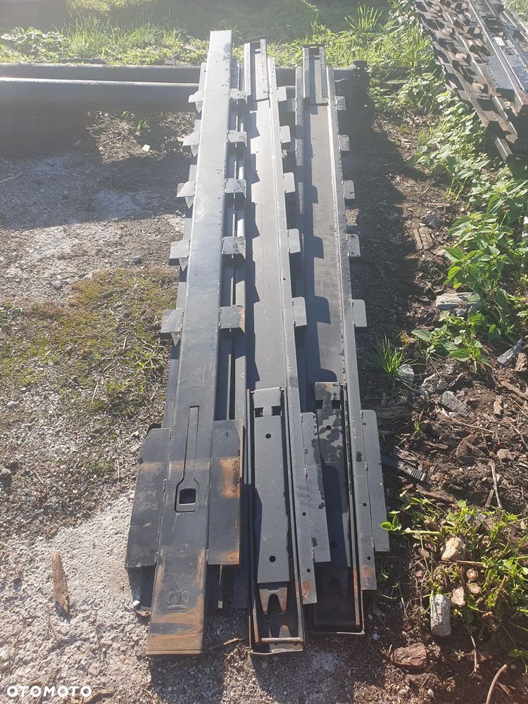 KŁONICA KUNICE KONICA Słupek słup naczepa krone - 1