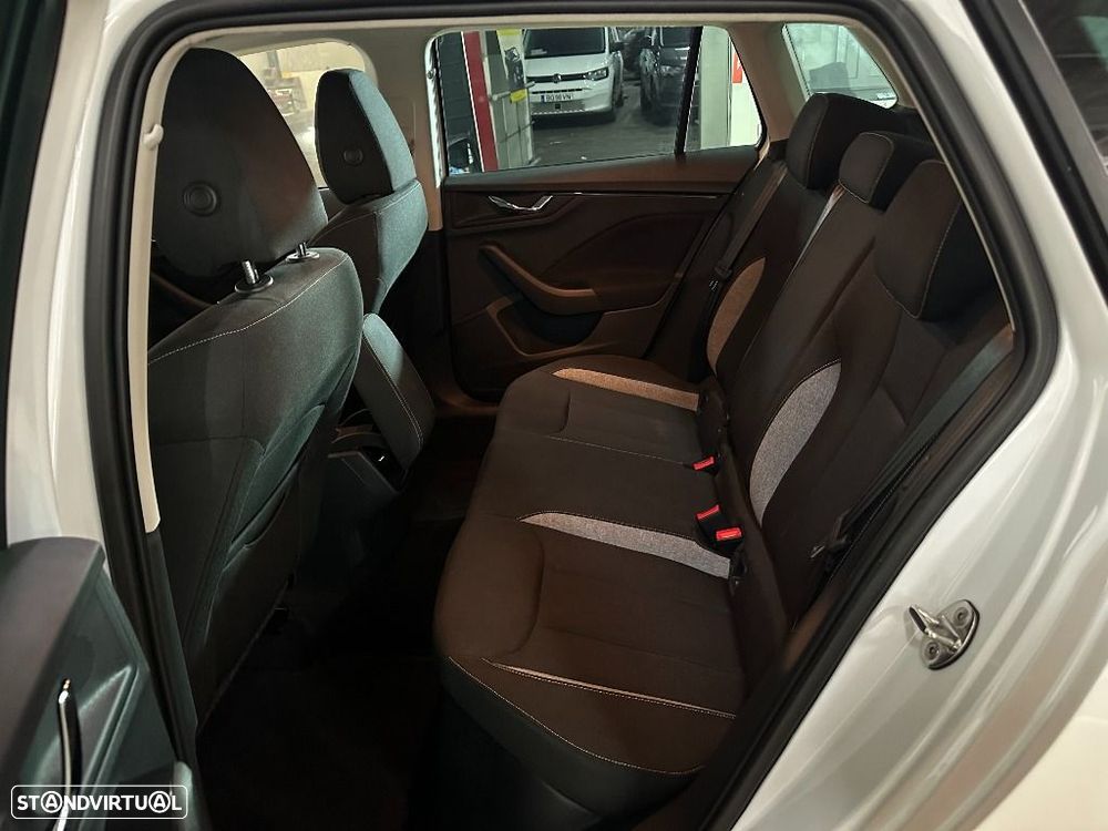 Skoda Kamiq 1.0 TSI DSG - 13