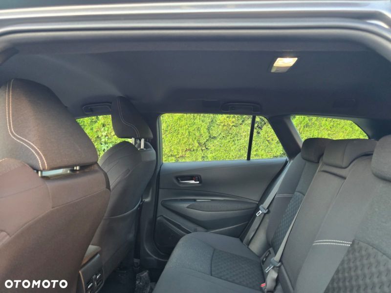 Toyota Corolla 1.8 Hybrid Comfort - 12