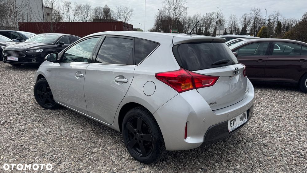 Toyota Auris Hybrid 135 Premium - 8