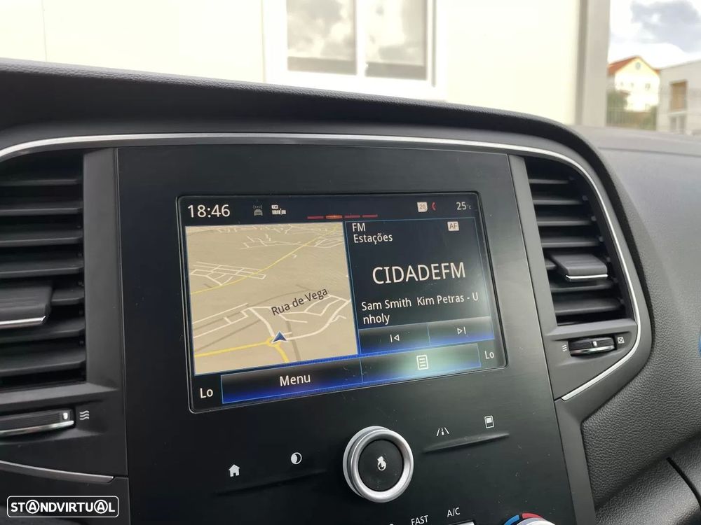 Renault Mégane Sport Tourer 1.5 dCi GT Line - 32
