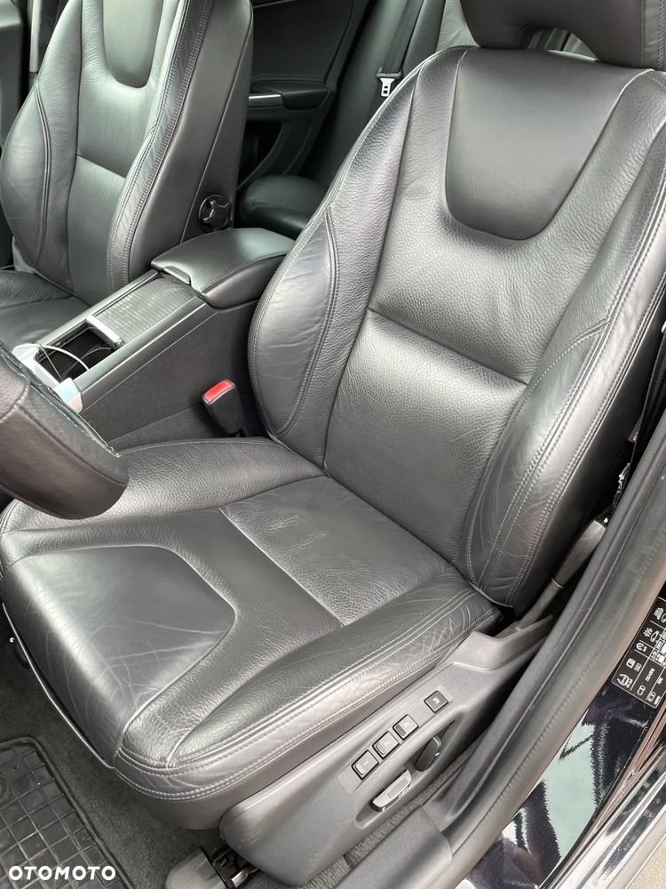 Volvo S60 D5 Summum - 10