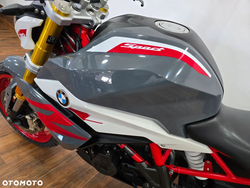 BMW G - 30