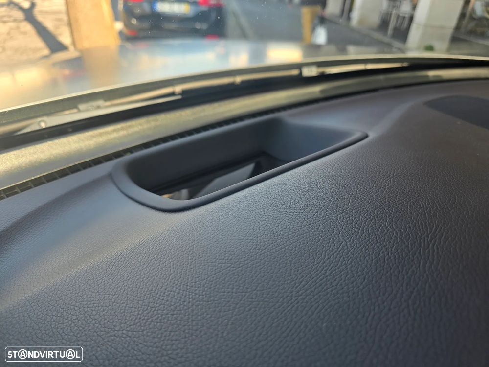 Mercedes-Benz GLC 300 de 4Matic 9G-TRONIC AMG Line Plus - 31