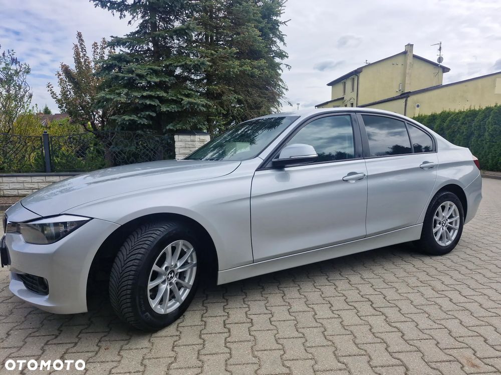BMW Seria 3 316d M Sport - 2