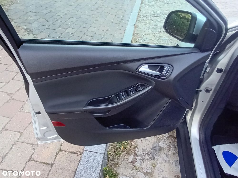 Ford Focus - 31