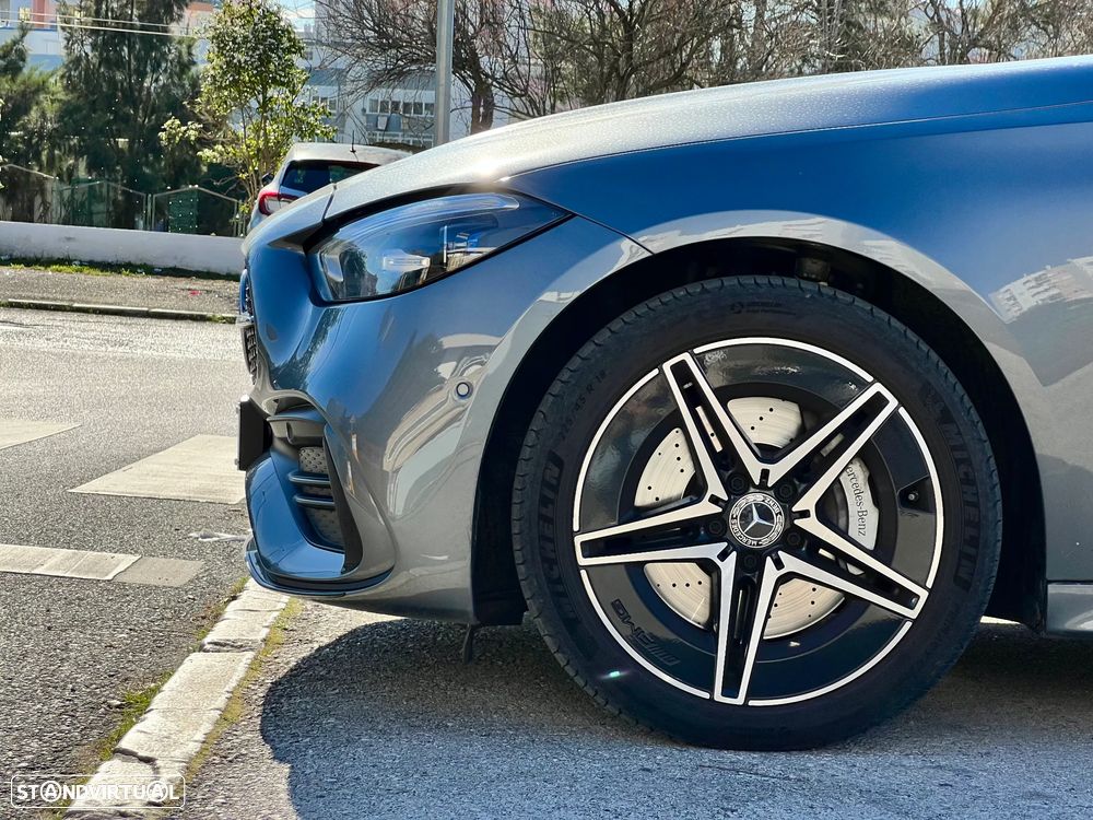Mercedes-Benz C 400 e 4Matic AMG Line - 29
