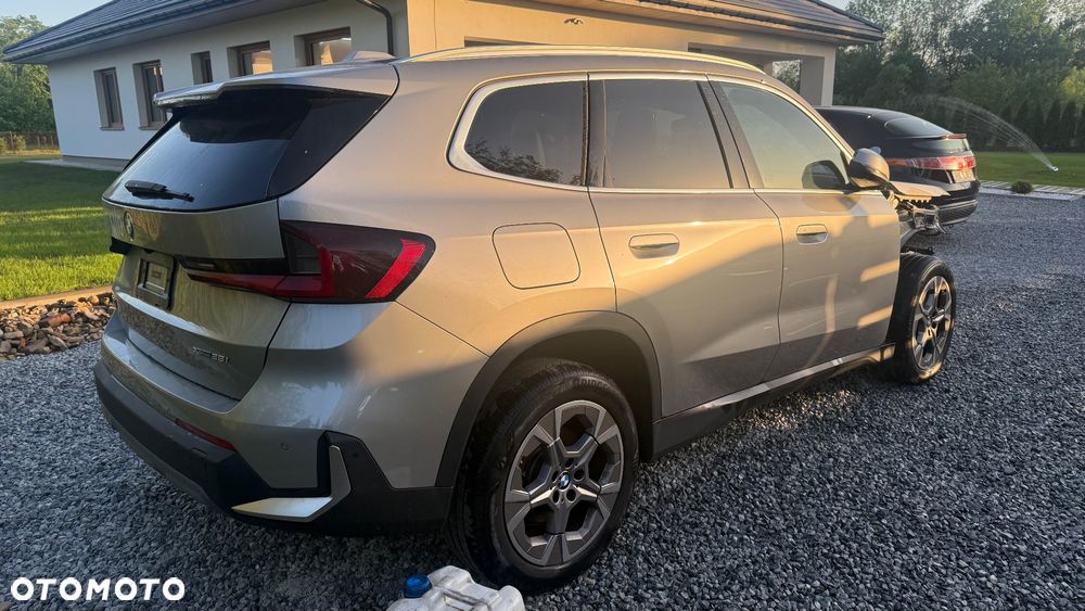 BMW X1 - 16