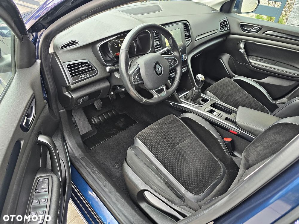 Renault Megane ENERGY dCi 130 GT LINE - 27