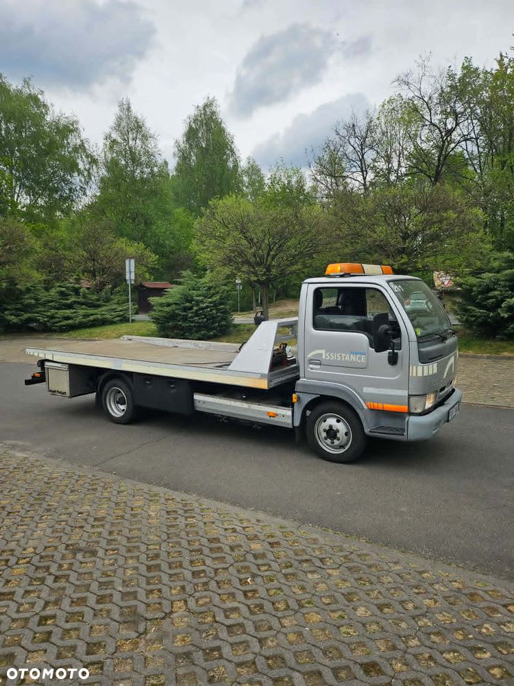 Nissan - 4