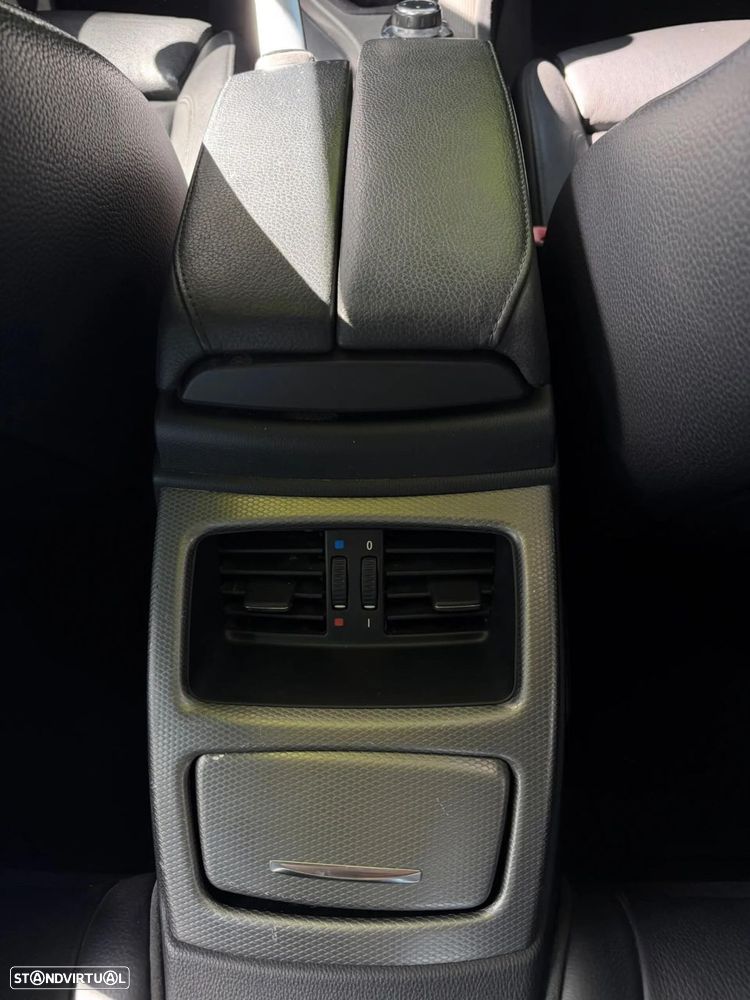 BMW 320 d Coupe - 28