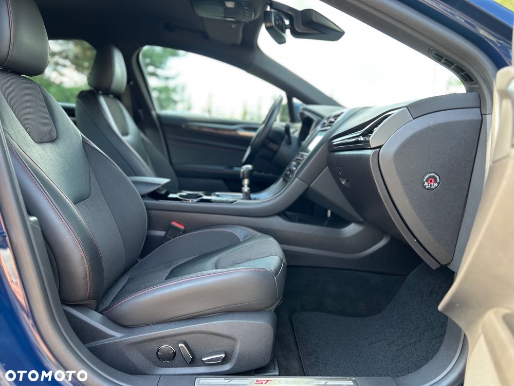 Ford Mondeo 1.5 EcoBoost ST-Line X - 28