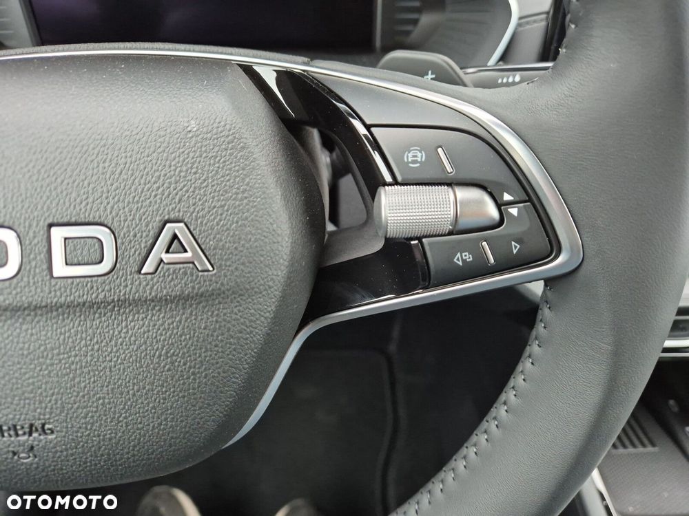 Skoda Octavia 1.5 TSI mHEV Drive Selection DSG - 36