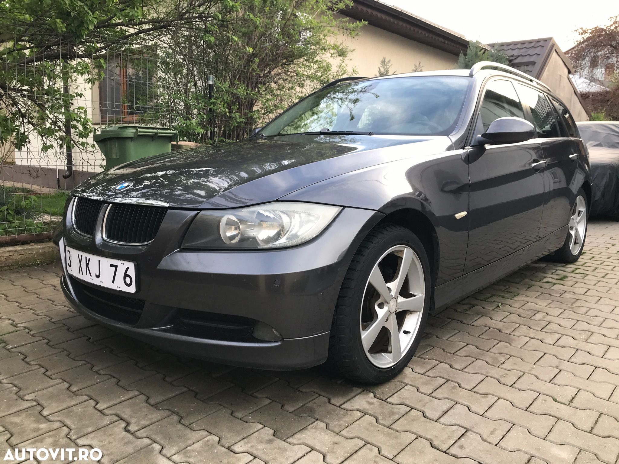 BMW Seria 3 318d - 1