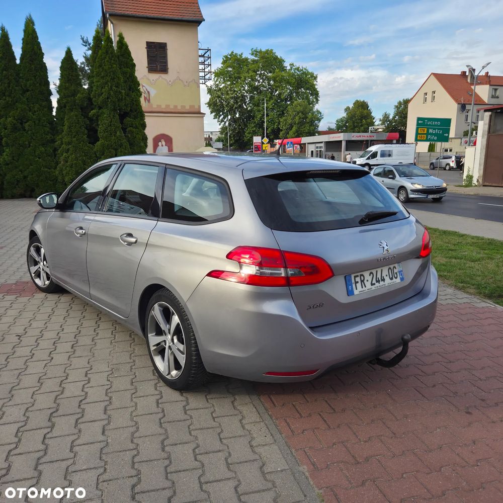 Peugeot 308 - 3