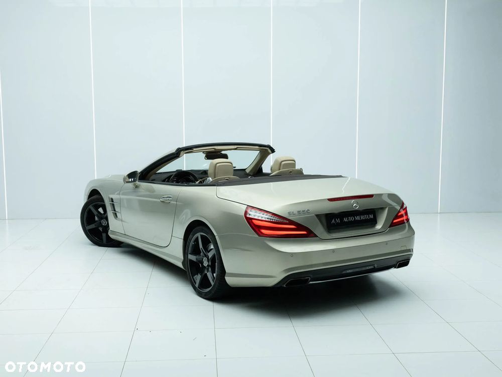 Mercedes-Benz SL - 6