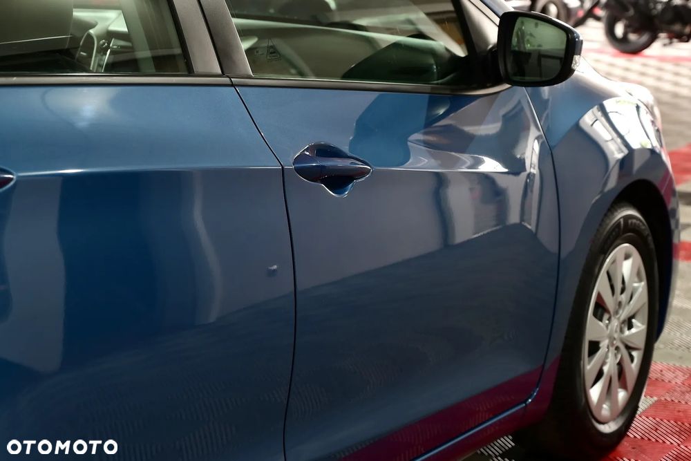 Hyundai i30 blue 1.6 CRDi Trend - 36
