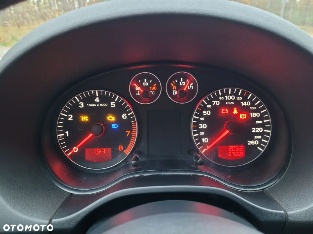 Audi A3 3-drzwiowe 1.6 Ambiente - 13