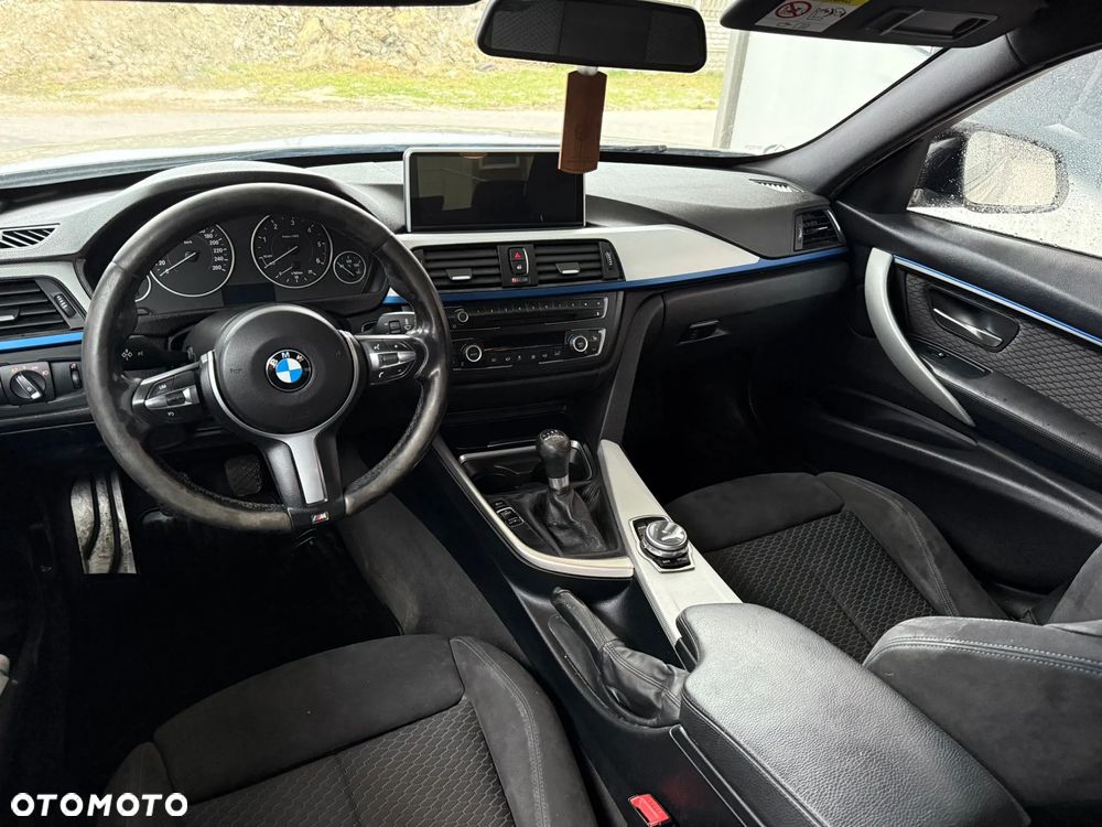 BMW Seria 3 318d M Sport EU6 - 16