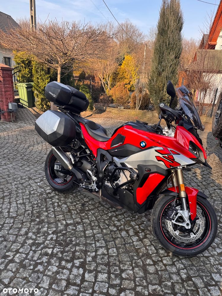 BMW XR - 2