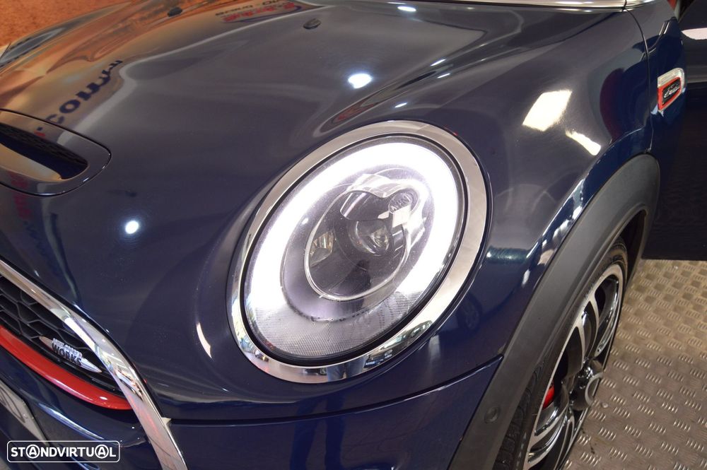 MINI 3 Portas John Cooper Works Auto Desportiva - 56
