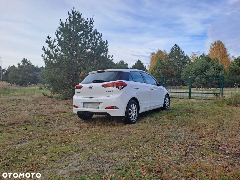 Hyundai i20 1.4 Comfort - 4