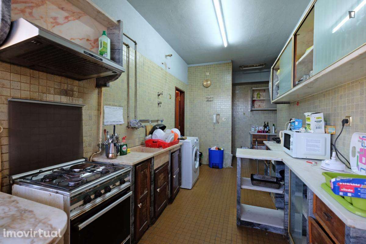 Quarto - localizado em Cidral Coimbra - Grande imagem: 5/19