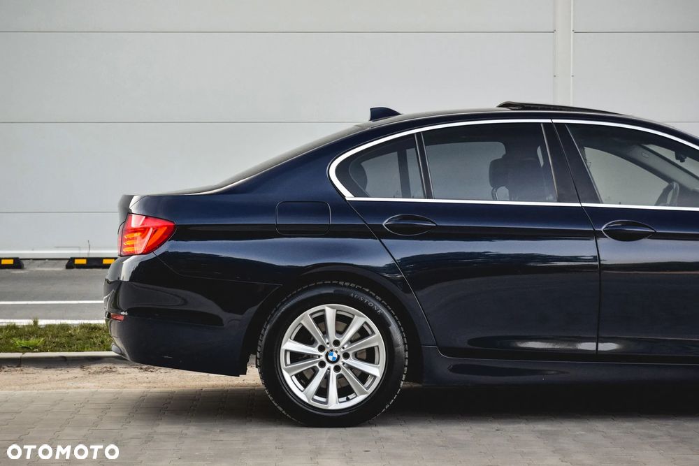 BMW Seria 5 520i - 18