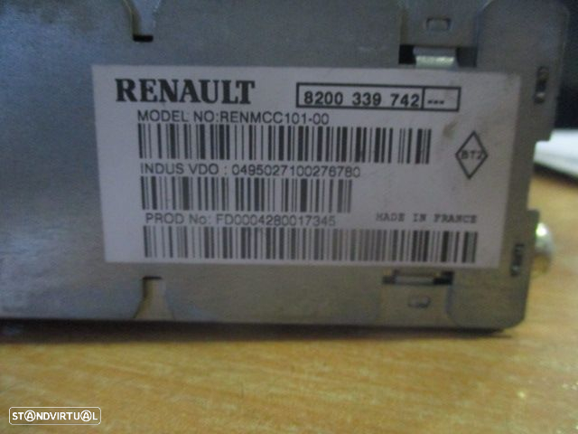 Radios 8200339742 RENAULT LAGUNA 2 2004 - 4
