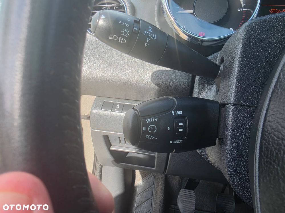 Peugeot 3008 HDi FAP 115 Family - 30