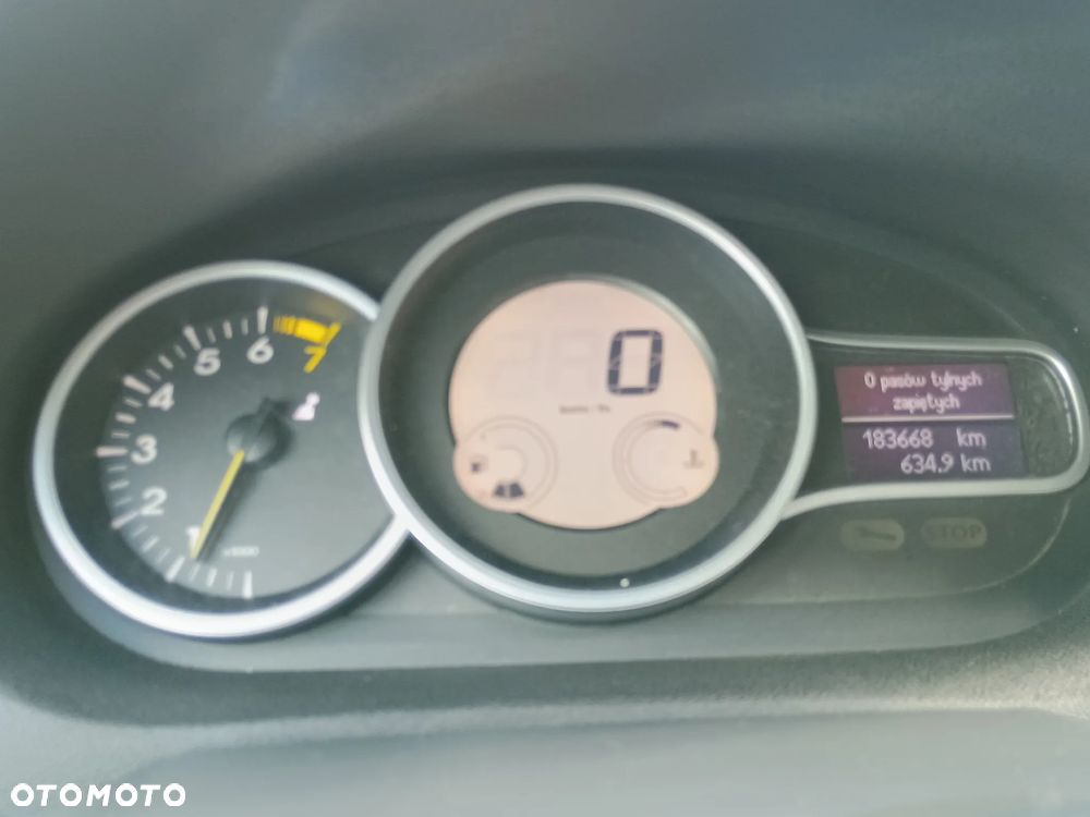 Renault Megane 1.6 16V 100 Expression - 11