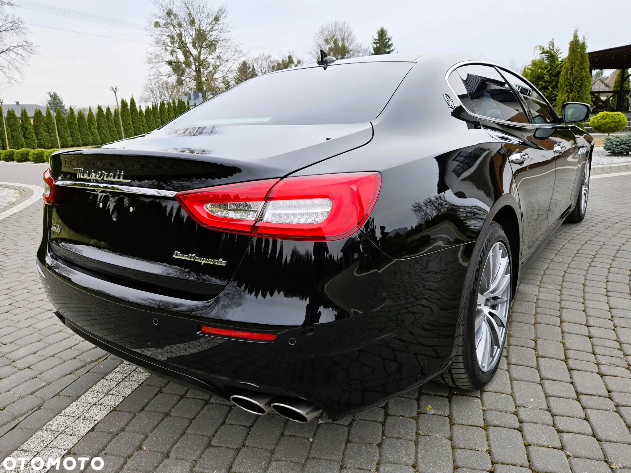 Maserati Quattroporte - 5