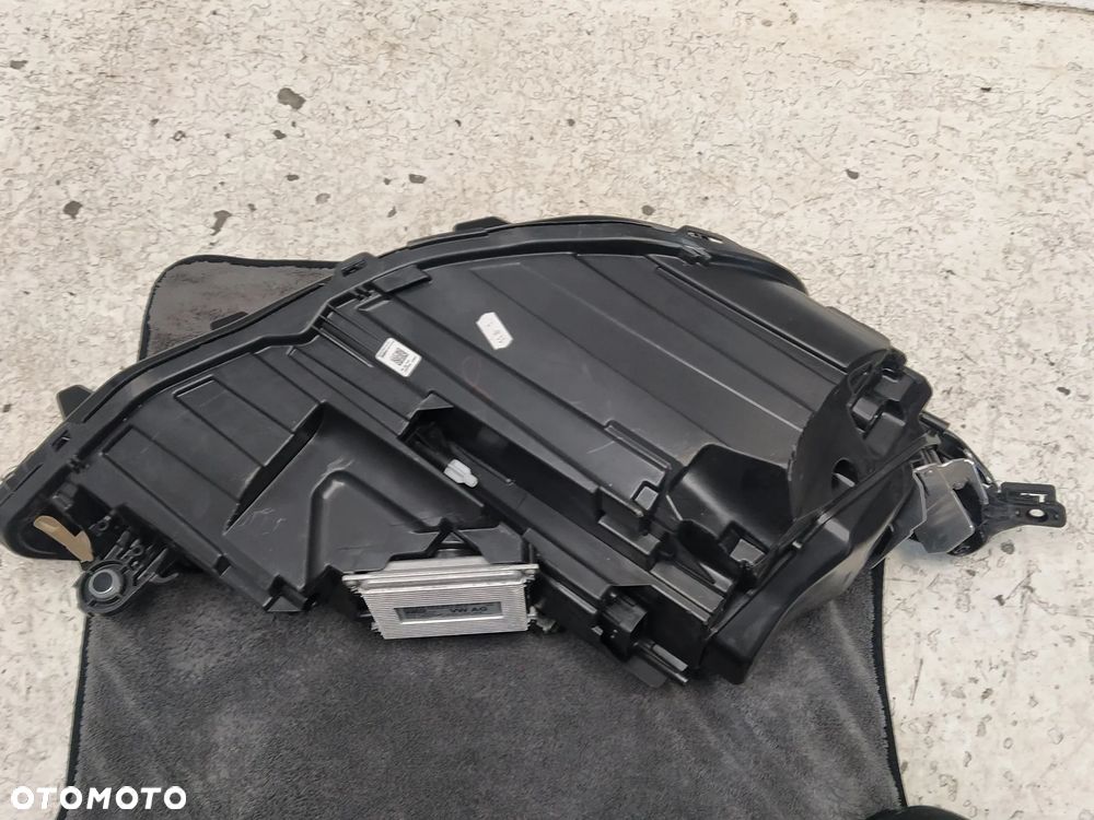VW GOLF 8 VIII LIFT 2024- LAMPA REFLEKTOR PRZÓD PRZEDNI LED IQ LIGHT SREBRNY ŚRODEK LEWA PRZETWORNICA ORYGINAŁ - 39