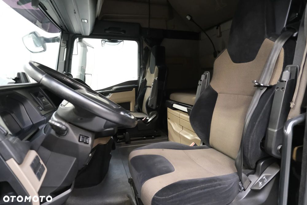 MAN TGX - 19
