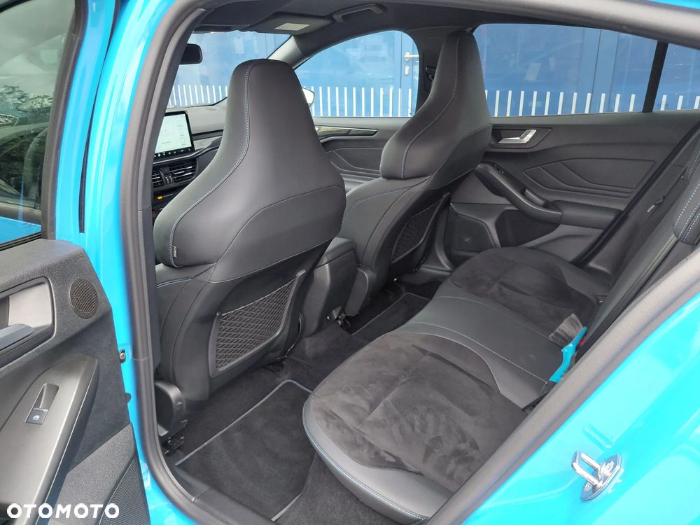Ford Focus 2.3 EcoBoost ST X Edition - 12