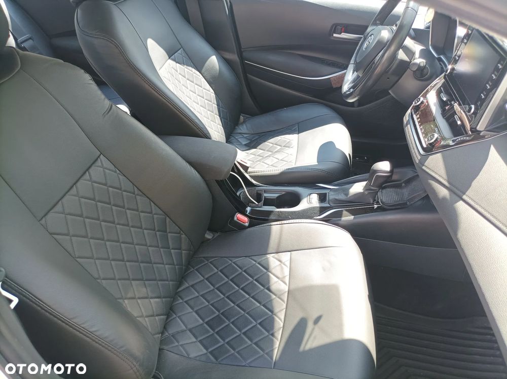 Toyota Corolla 1.8 Hybrid Comfort - 11