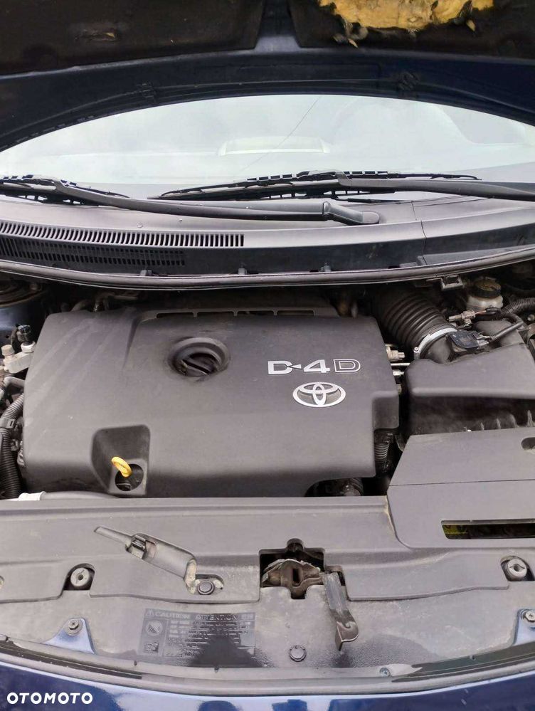 Toyota Auris 2.0 D-4D - 8
