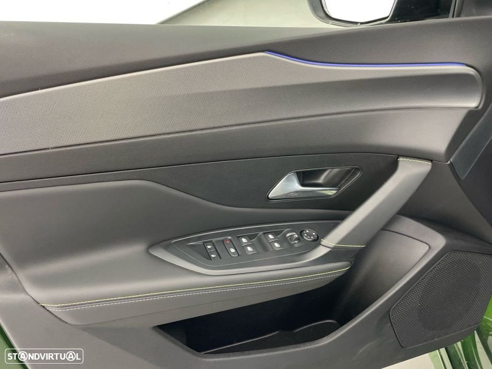 Peugeot 308 1.5 BlueHDi GT EAT8 - 17