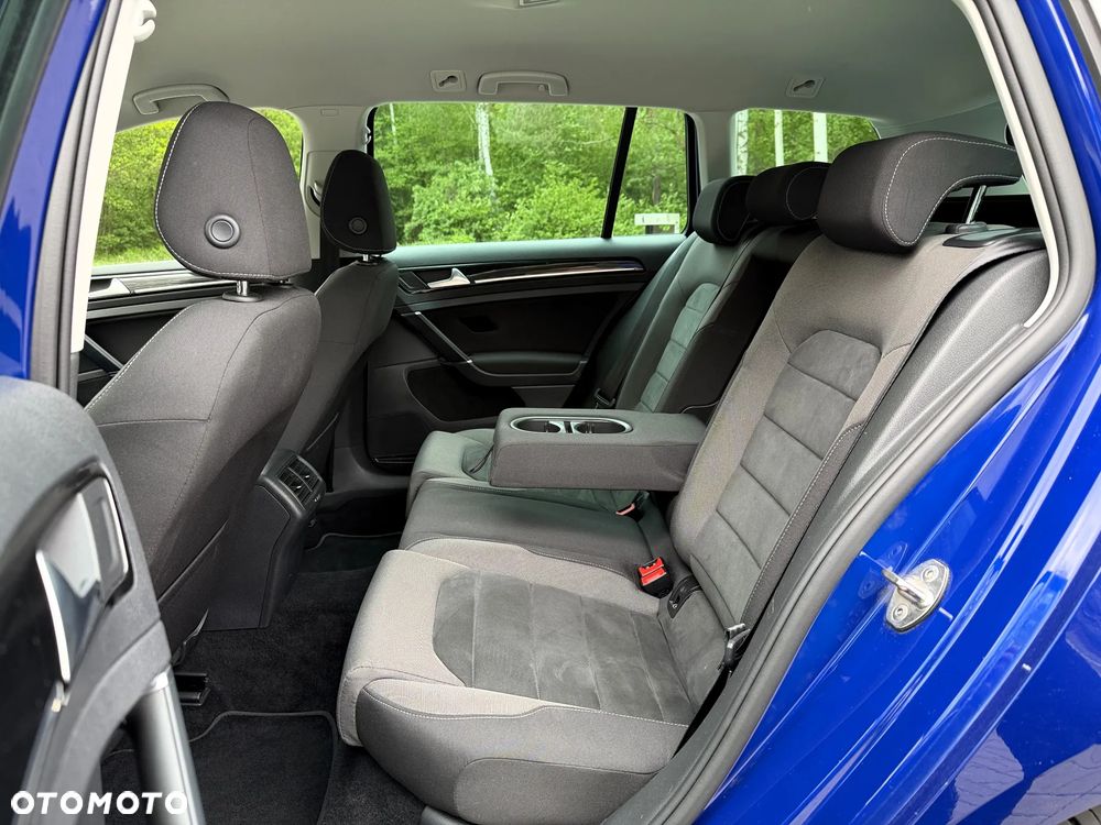 Volkswagen Golf 2.0 TDI SCR DSG R-Line - 19